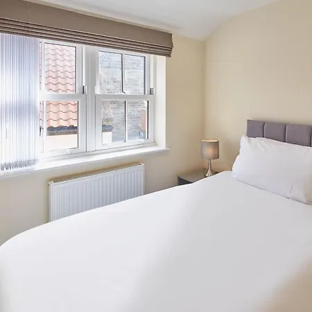 度假居 Host & - The At Bagdale Hall 惠特比